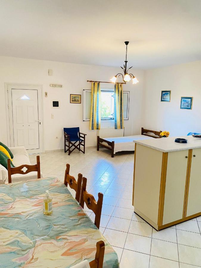 Apartments Marina House Fársa Esterno foto